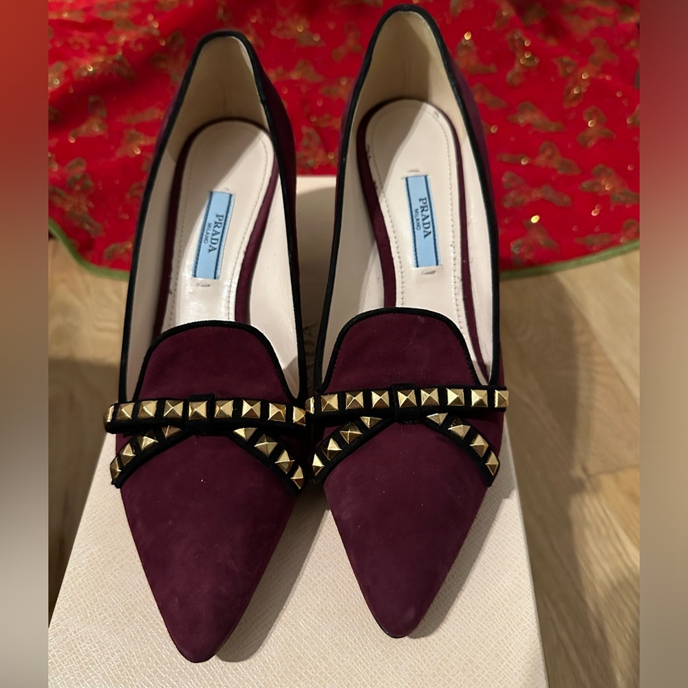 Like New! Prada kitten heel pumps (burgundy) size 36